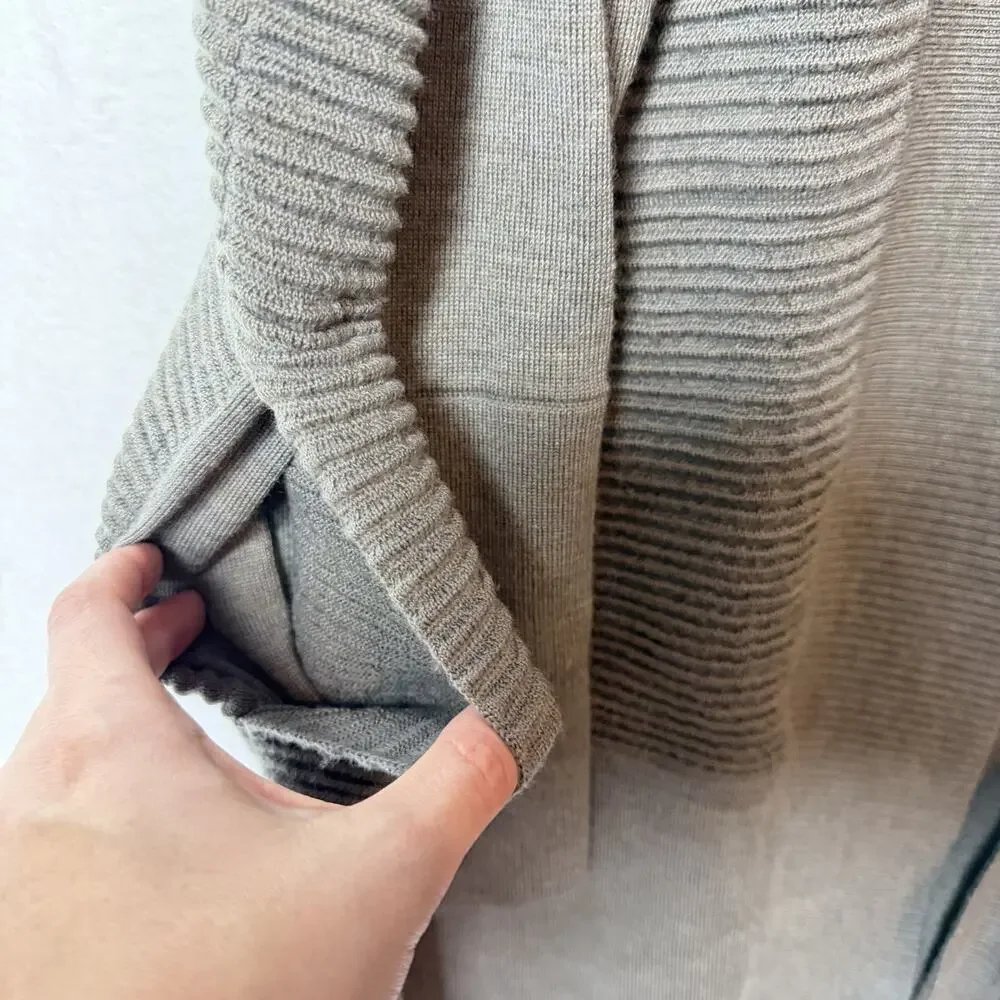 Lululemon Sit In Lotus Wrap II Sweater Cardigan Green Merino Wool Womens Size 10